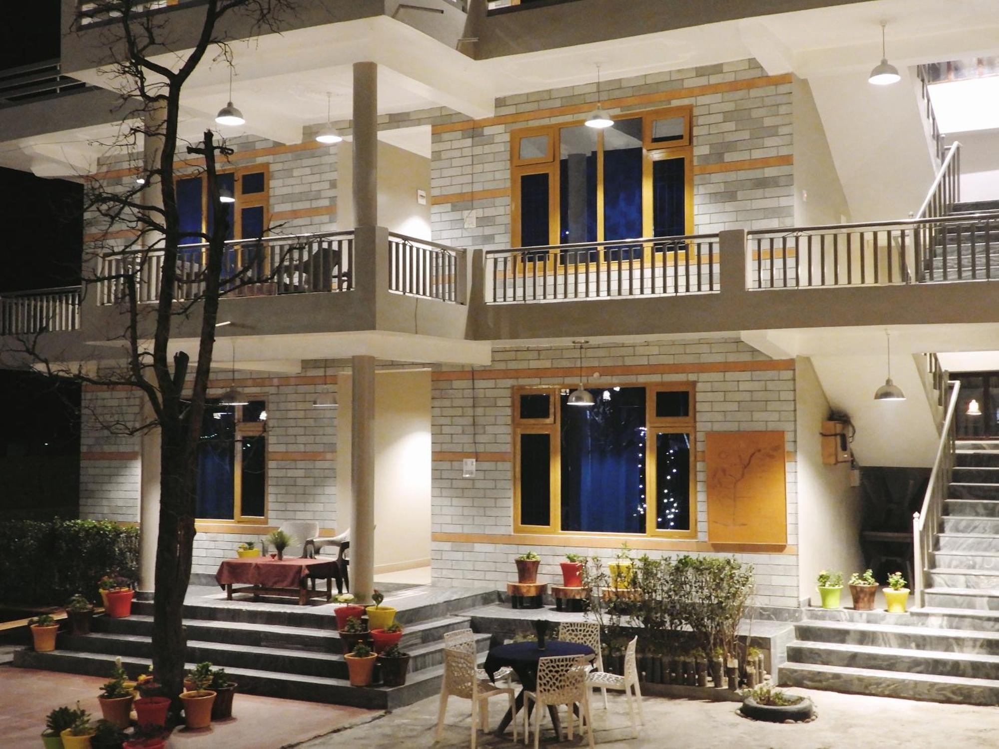 The Royal Orchard Kasol酒店 外观 照片